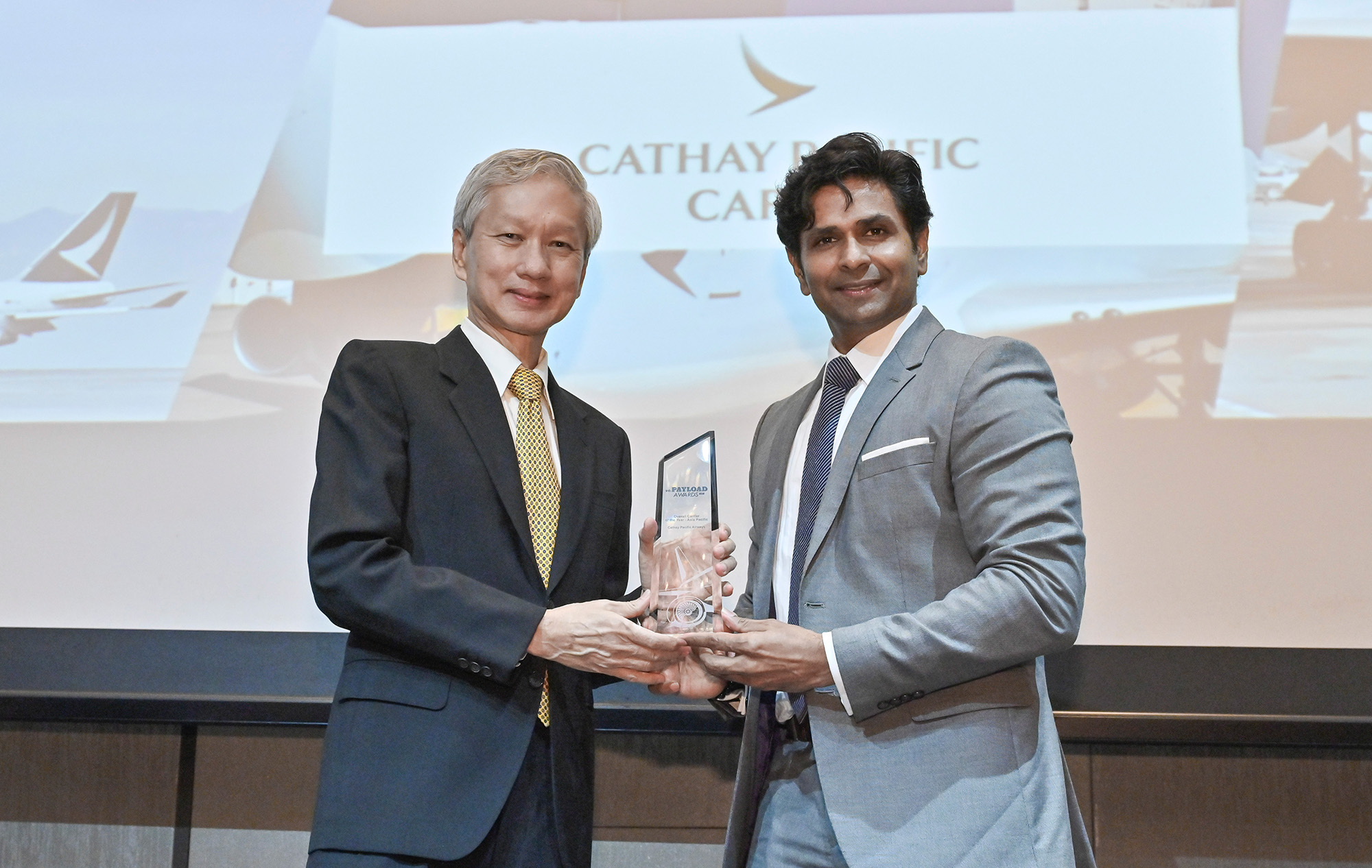 Siddhant Iyer, Regional Head of Cargo, Southeast Asia accepting payload Asia award on behalf of Cathay Pacific Cargo